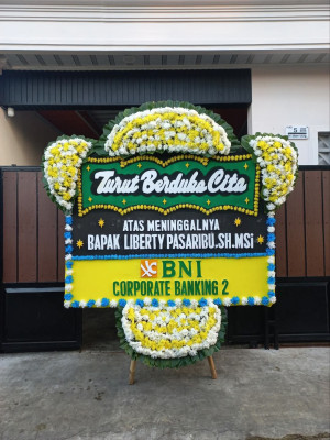 Papan Bunga Duka di Toloa