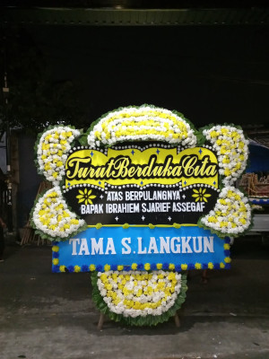 Papan Bunga Duka di Toloa