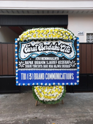 Papan Bunga Duka di Toloa